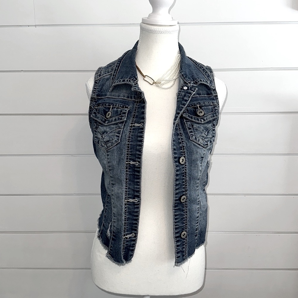 Maurice’s jean vest